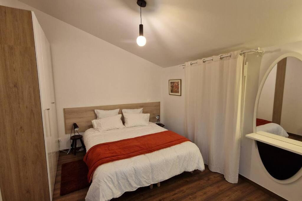 L'Hirondelle Apartment Château-Thierry Екстериор снимка